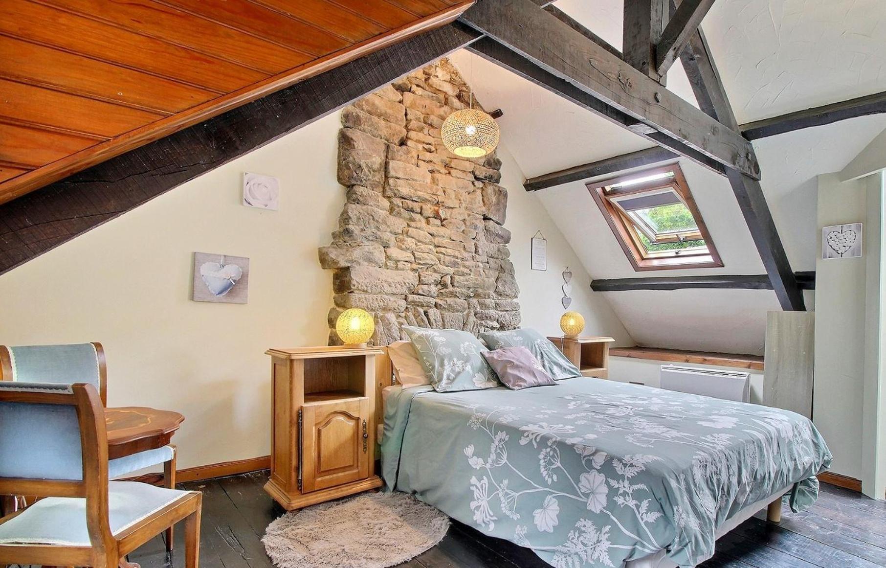 La Fontaine Airmeth Bed and Breakfast Ploërdut Exteriör bild